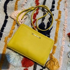 STEVE MADDEN Citron Crossbody Handbag